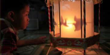 Cách làm lồng đèn kéo quân