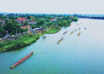 Lễ hội đua thuyền khơi gợi tinh thần đoàn kết, sức mạnh